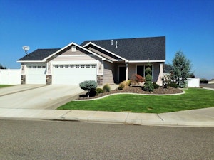 Pasco Home, WA Real Estate Listing