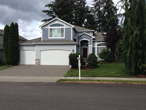 Puyallup Home, WA Real Estate Listing