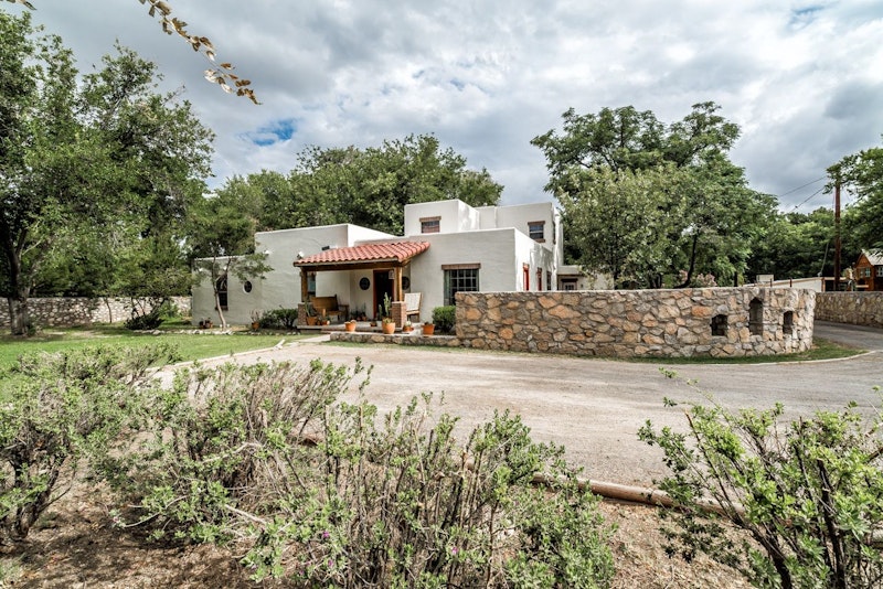 Beautiful Upper Valley property on 1.1 acres with Irrig 741 Sunset