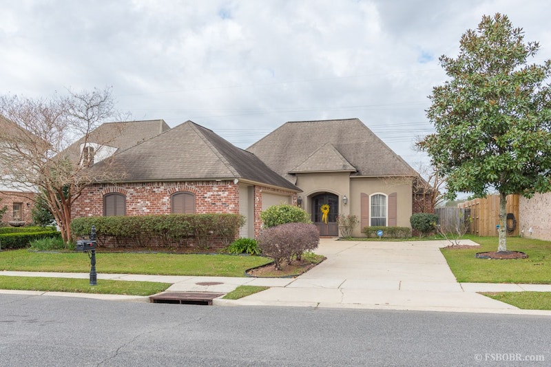 Amazing 1 story in Woodrdge 8632 Foxfield Drive, Baton Rouge LA