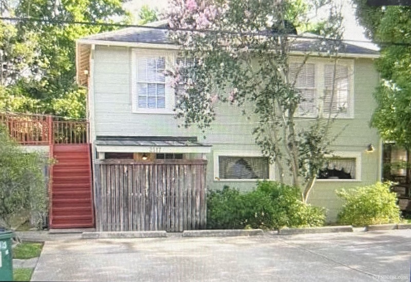 Rare Found! Multifamily investment property near LSU city park for