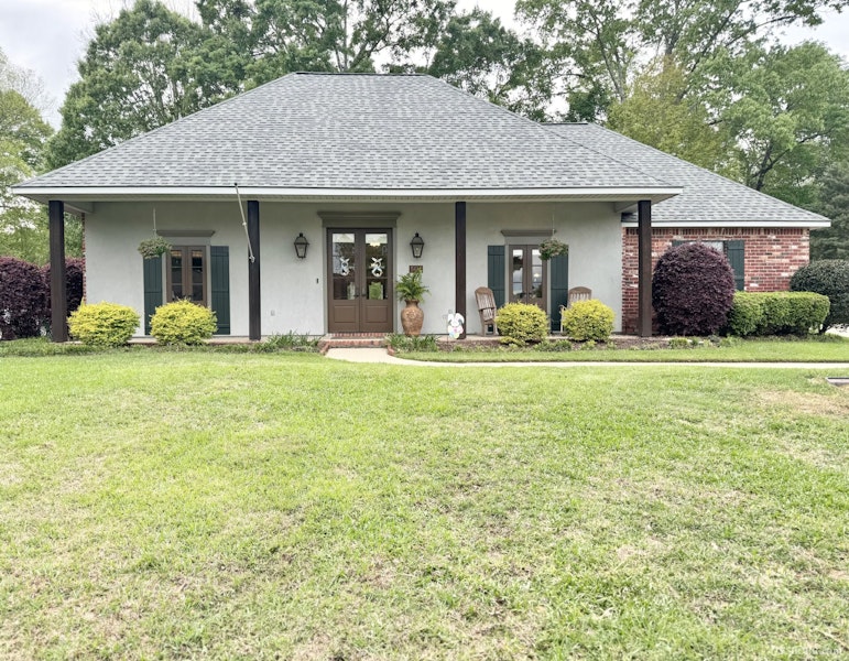 Excellent location and Neighborhood in St. Francisville 5614 Hilltop