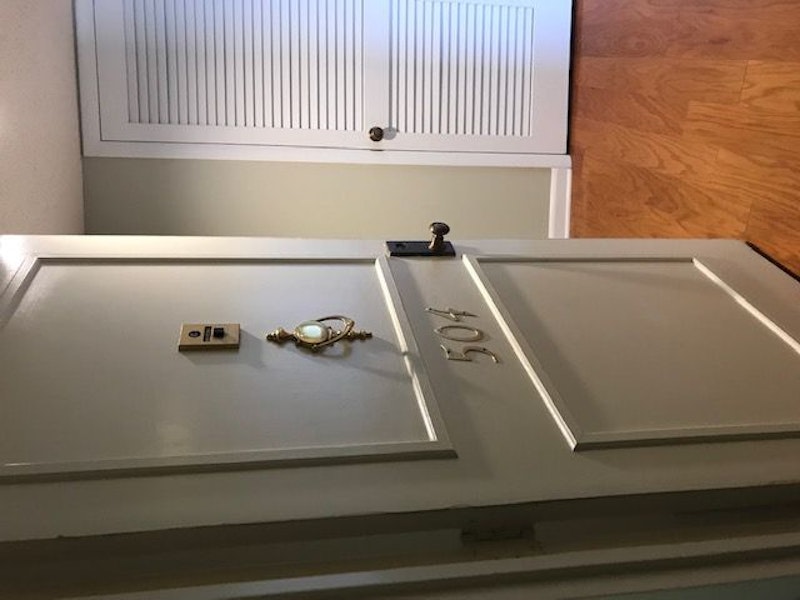 Beautiful condo located four miles from MacDill AFB 2611 Bayshore