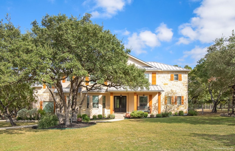 Stunning Texas Hill Country Luxury Home on 1 Acre 109 Fall Springs